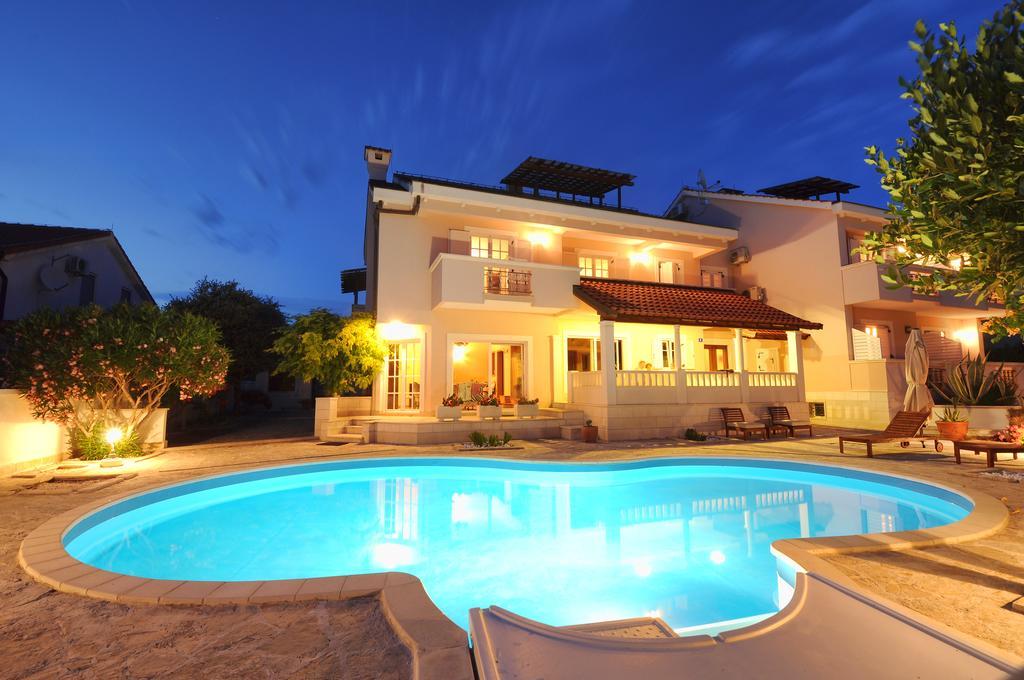 Apartments Villa Marnii Kožino 외부 사진