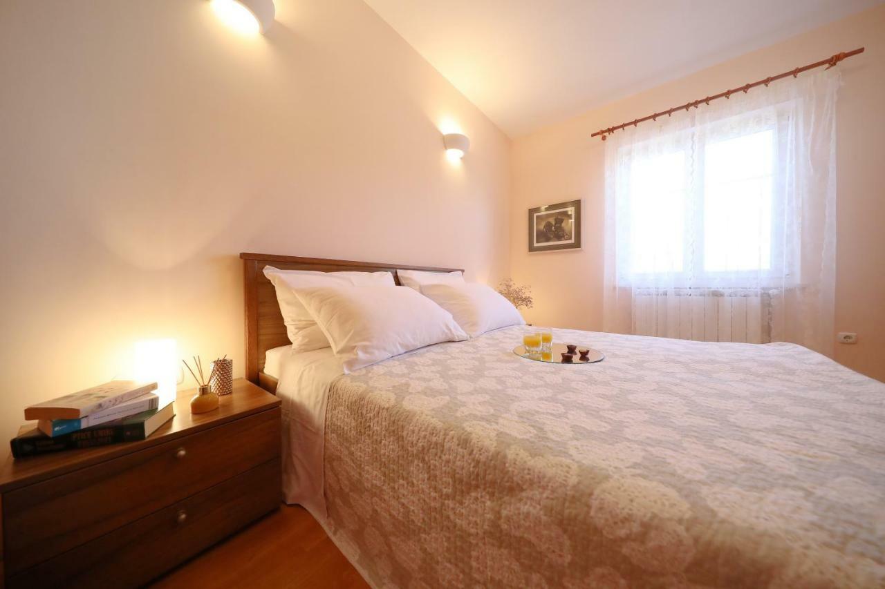Apartments Villa Marnii Kožino 외부 사진