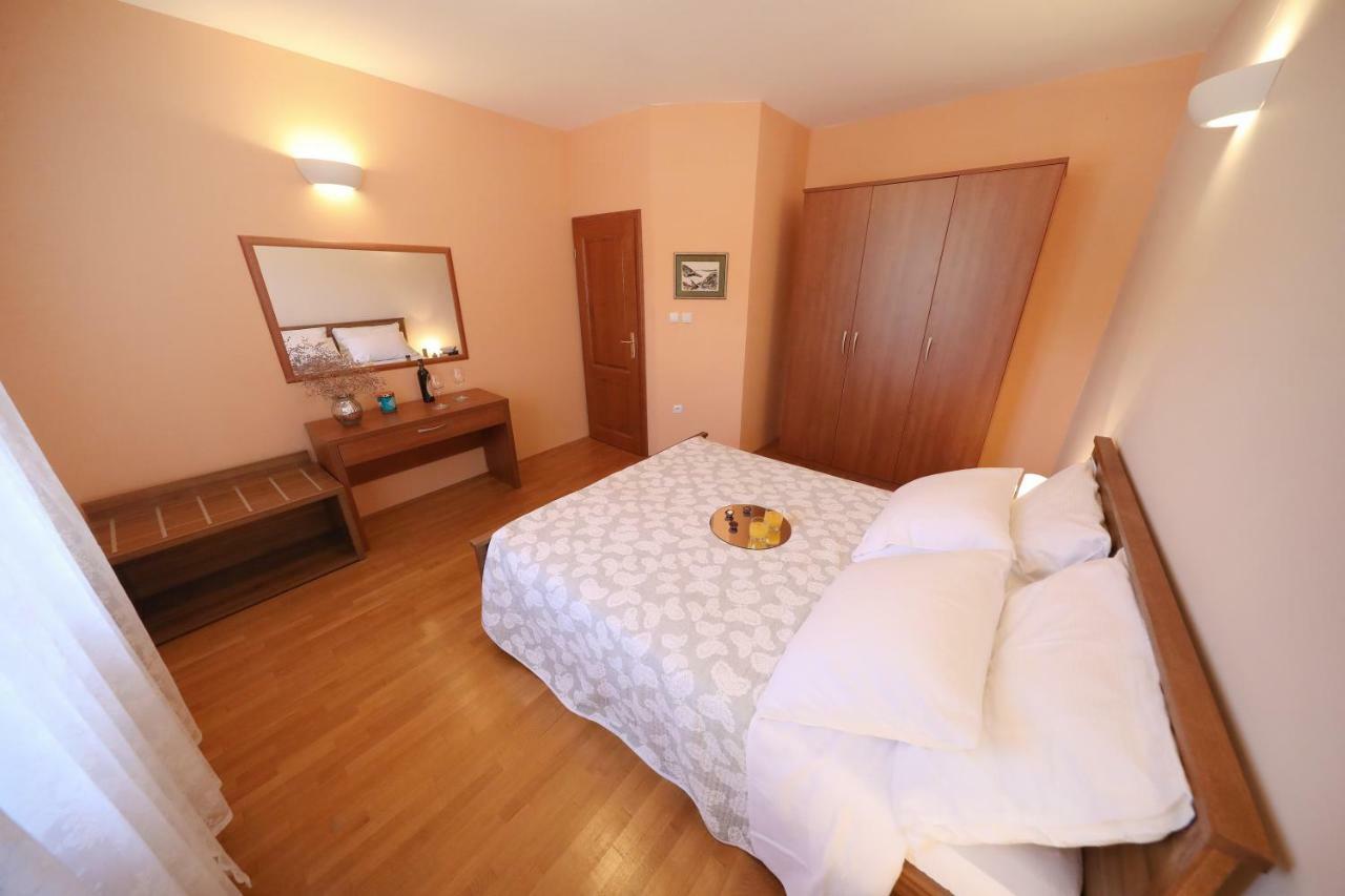 Apartments Villa Marnii Kožino 외부 사진